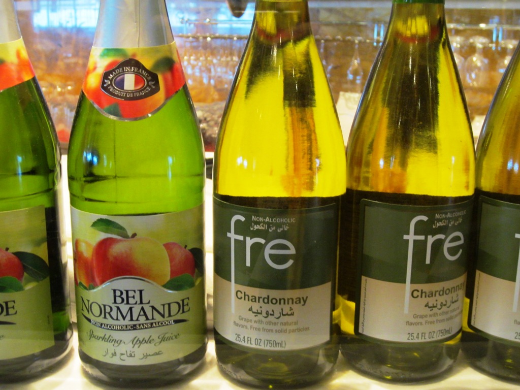 Alkoholittomia viinejä