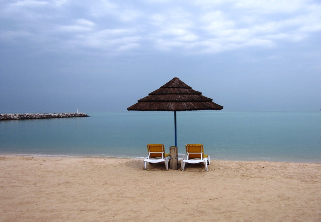 Jos autiota hiekkarantaa etsit, niin tällainen olisi Kuwaitissa