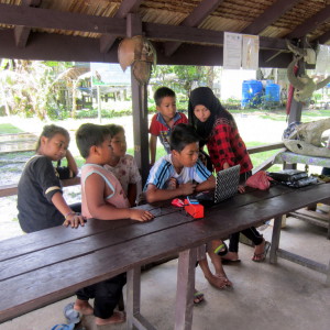 Kinabatangan river village