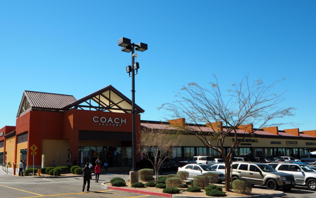 Tanger Outlet Tanger Outlet