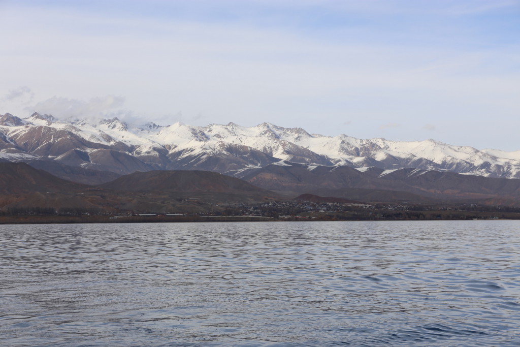 Issyk-Kul järvellä