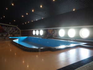 Uima-allas Uskontojen puisto Issyk-Kul Uima-allas Uskontojen puisto Issyk-Kul