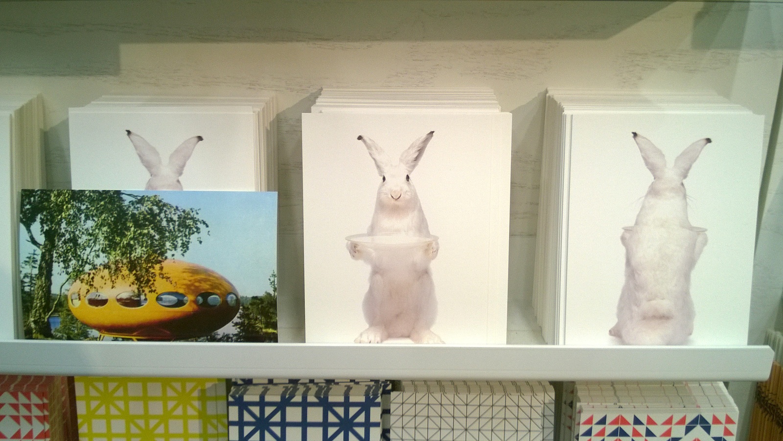 Ufo ja Vapisten ja kunnioittaen