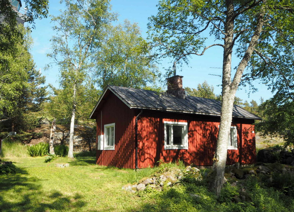 Käärmemurju -kesämökkimme