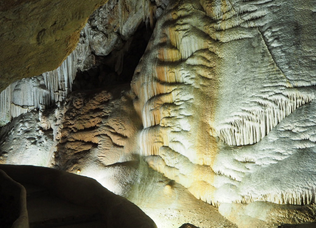 Campanet Coves tippukiviluola