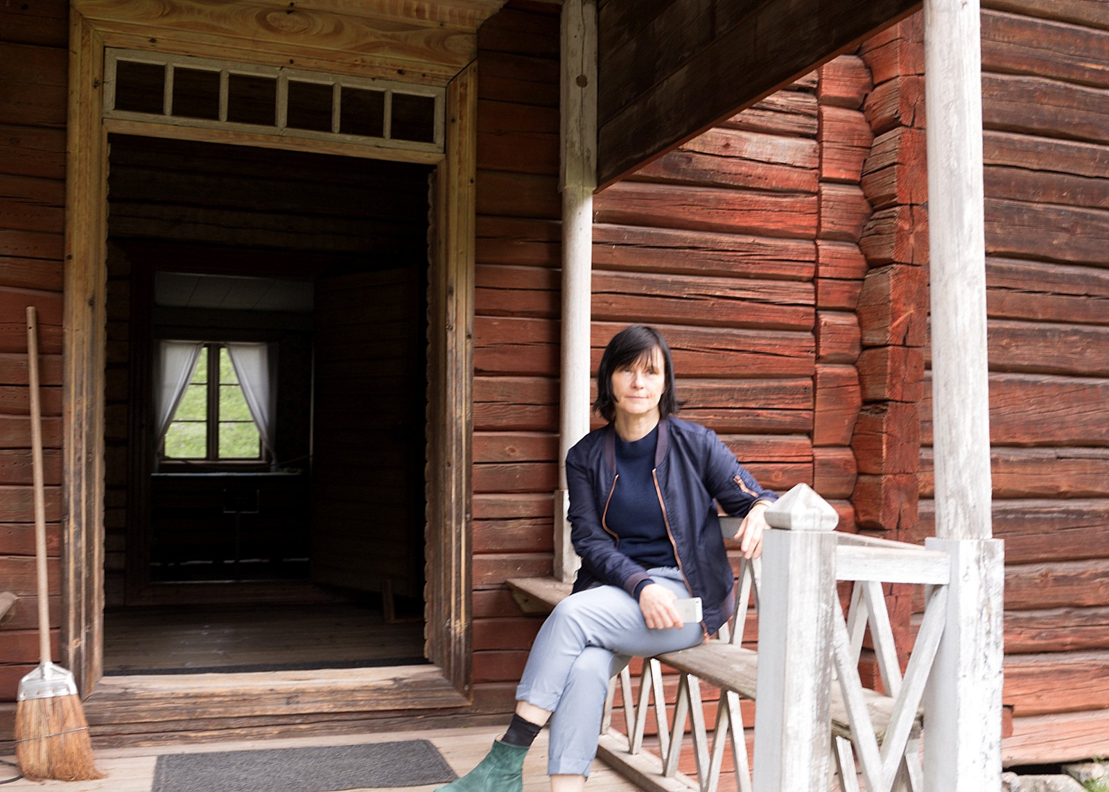 Past Lives Selector taiteilija