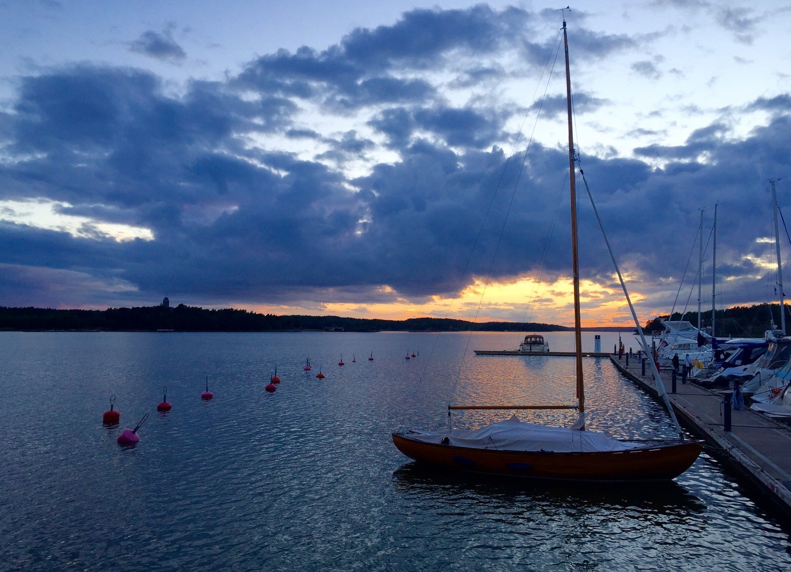 Auringonlasku Naantali