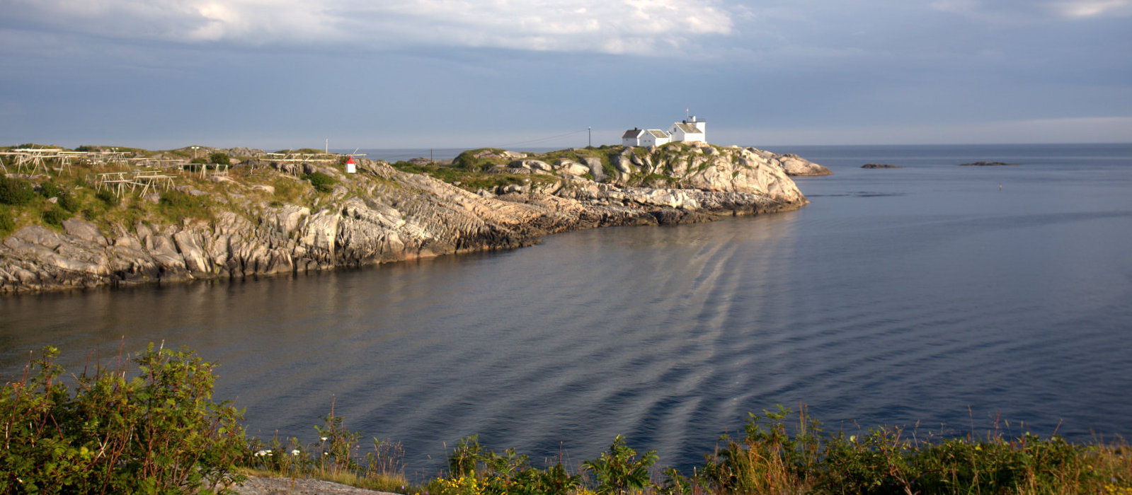 Henningsvaer feature