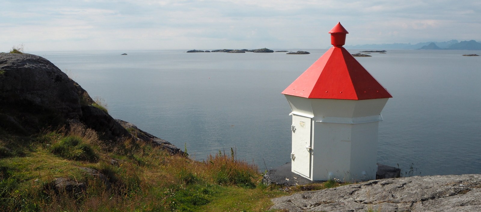 Henningsvaer feature