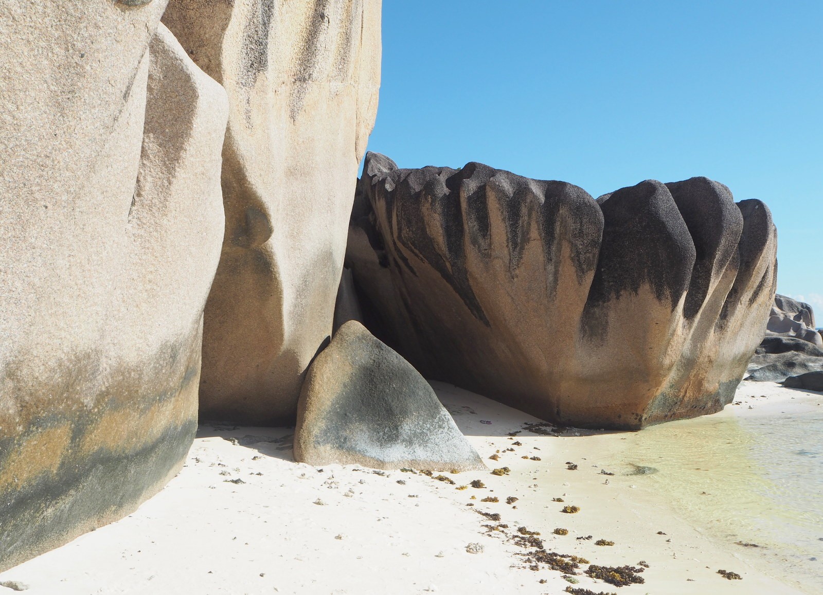 Seychellit 2 Seychellit 2