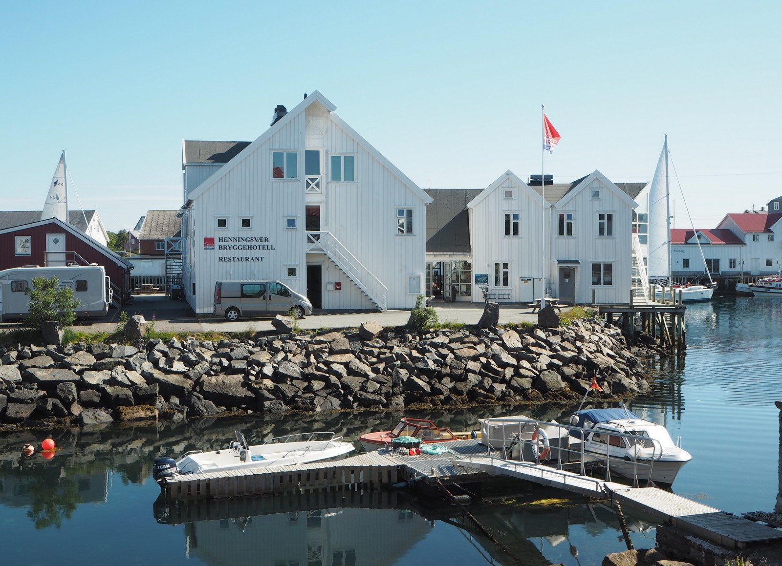 Henningsvaer Bryggehotell