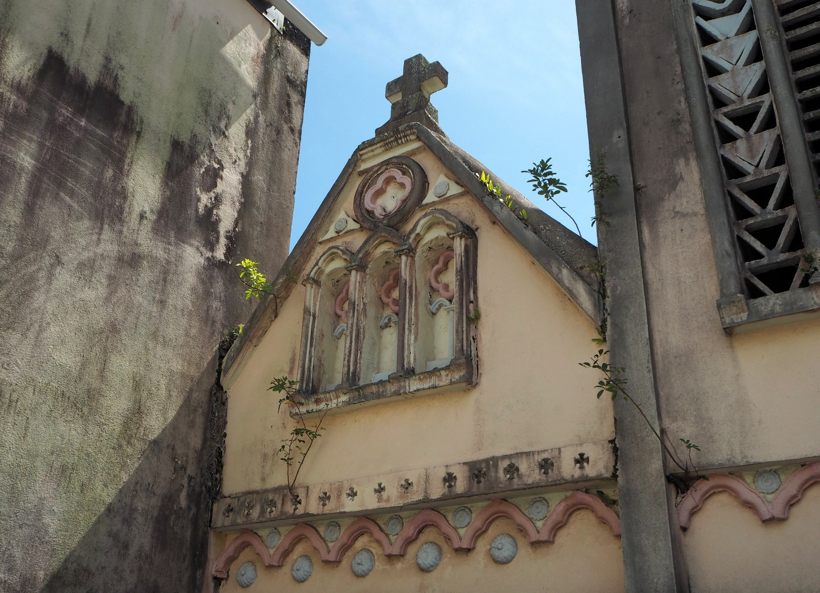 Notre-Dame-des-Laves