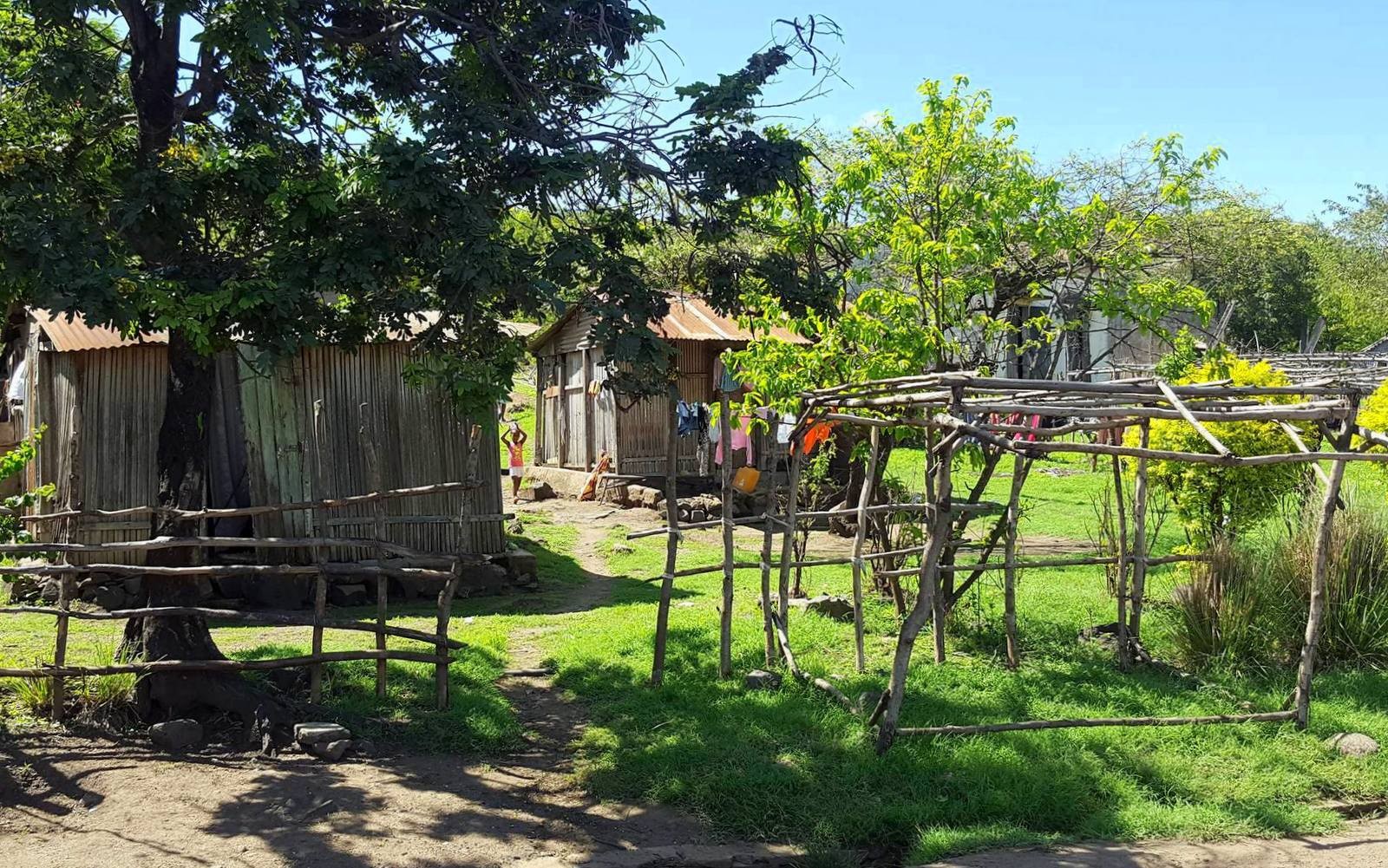 Tsingy Rouge Madagaskar kylä