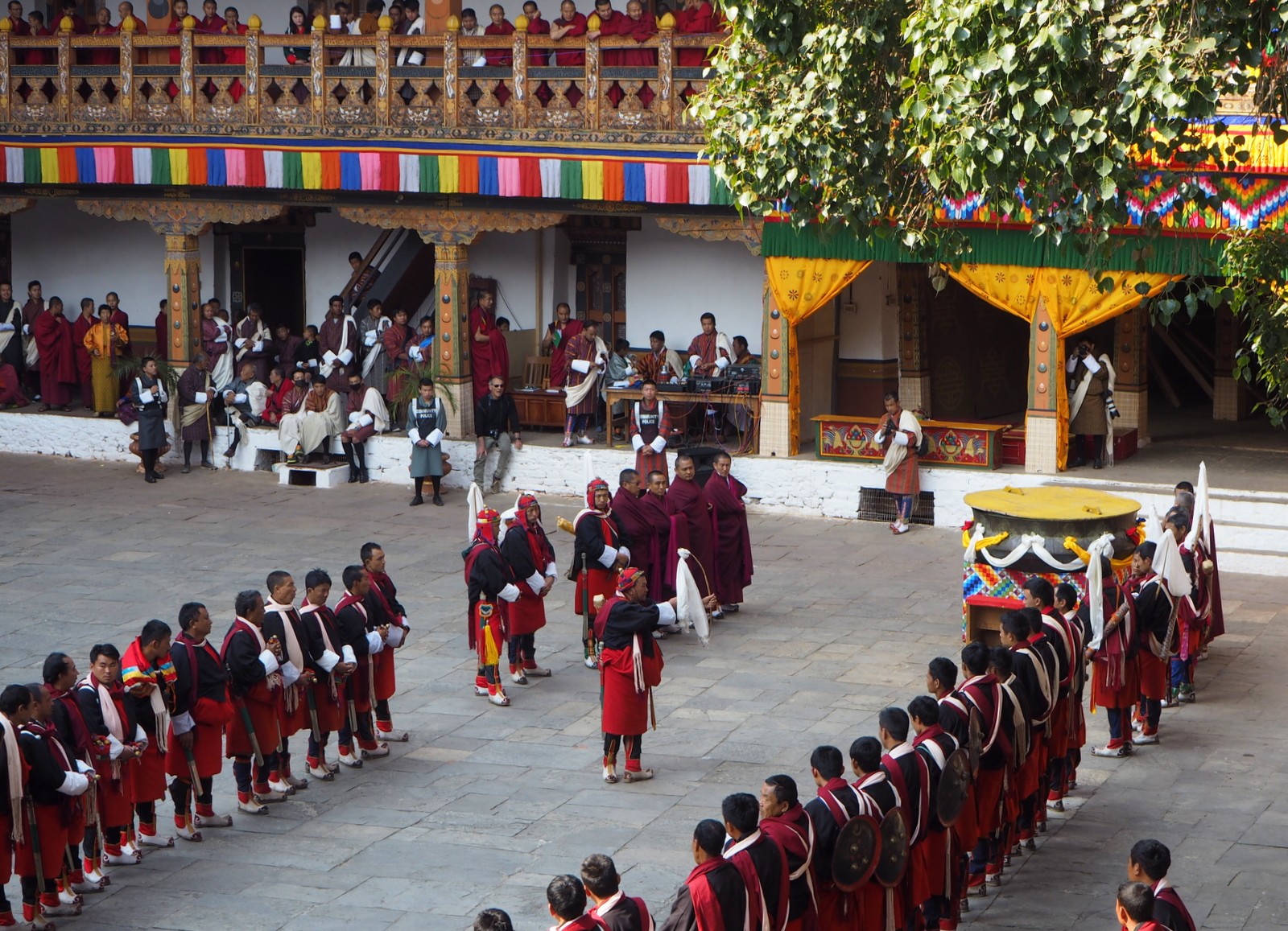 Punakha sotilaita