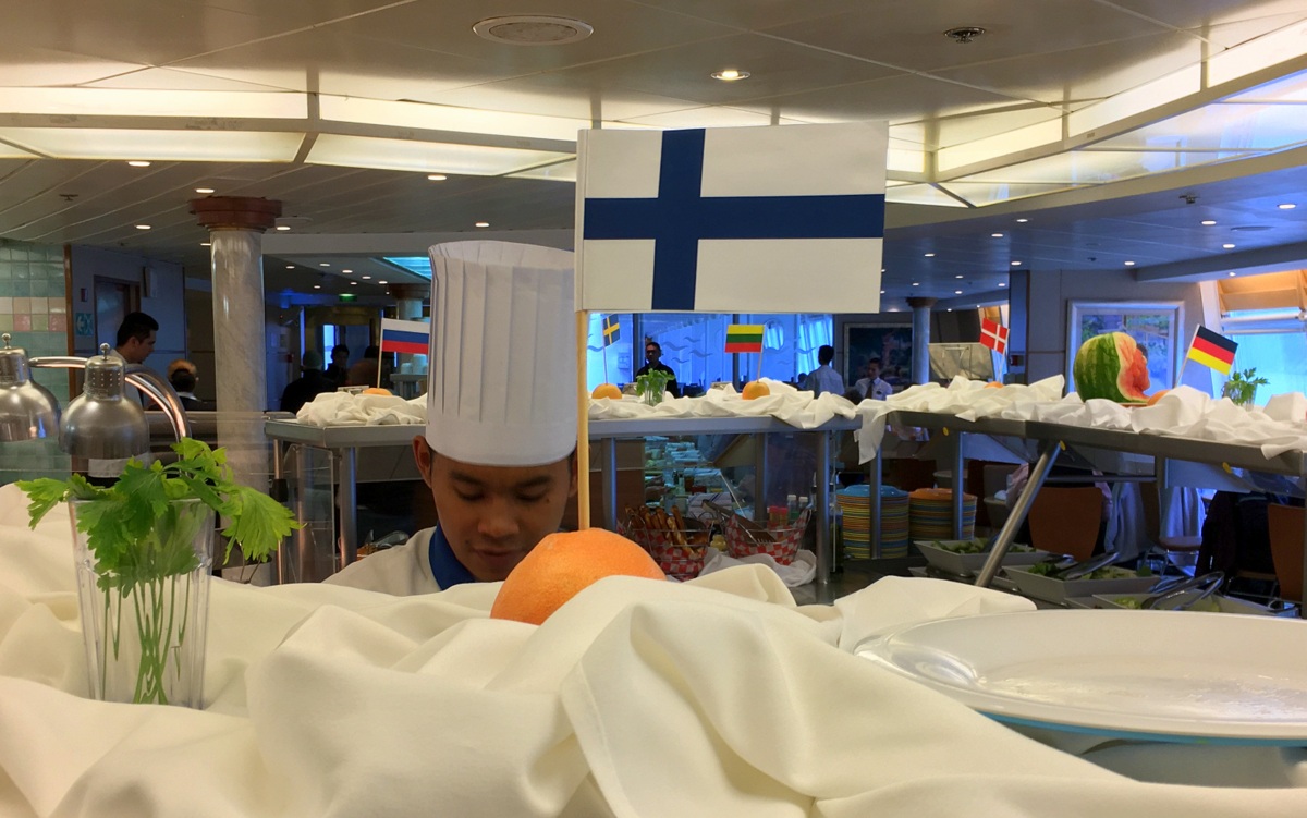 Norwegian Sun Garden Cafe