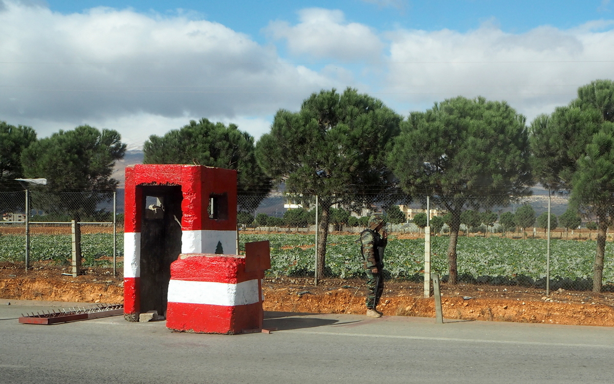 Tiesulkuja Bekaan laaksossa