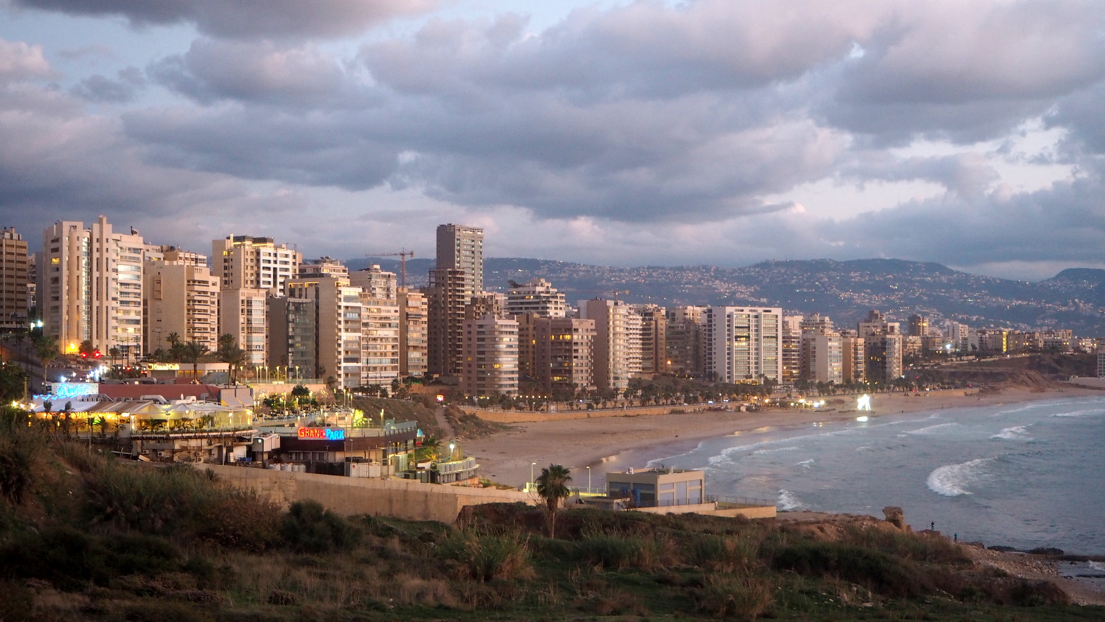 The Corniche Beirut Libanon