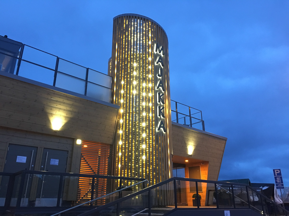 Kello viiden tee Nokkalan Majakka