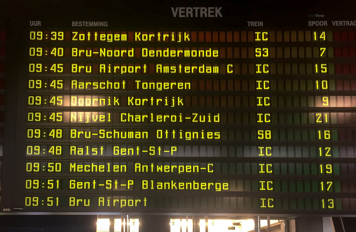 Lähdössä Brysselistä Amsterdam ja Bryssel kustannukset