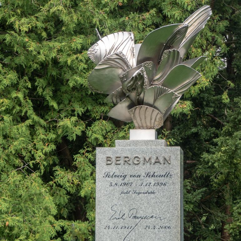 Taiteilijakukkula Erik Bergman