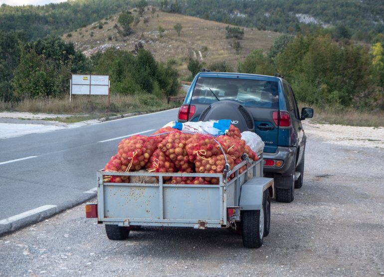 Sarajevon ja Podgorican välillä jossain