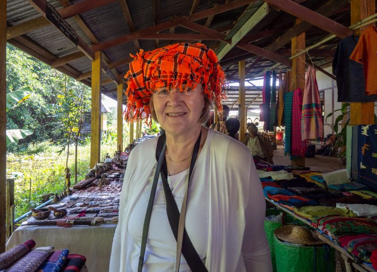 Inle Markkinoilla Myanmarissa