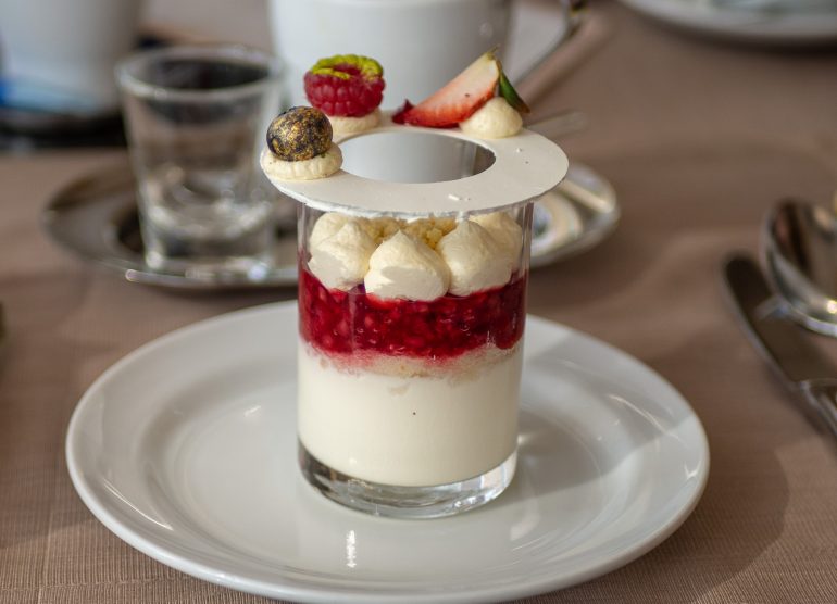 Shangri-La Afternoon Tea Bangkokin paras hotelli