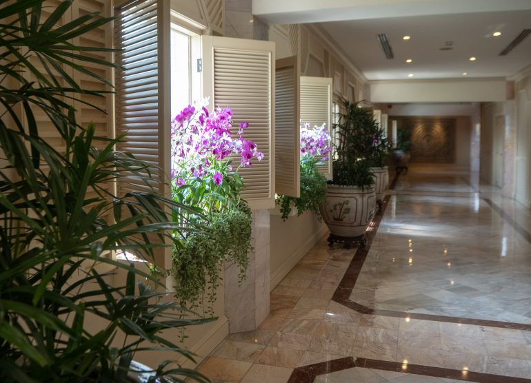 Shangri-La Bangkokin paras hotelli