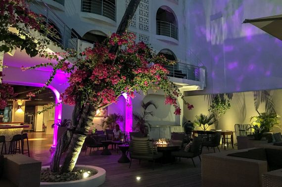 Sint Maarten feature