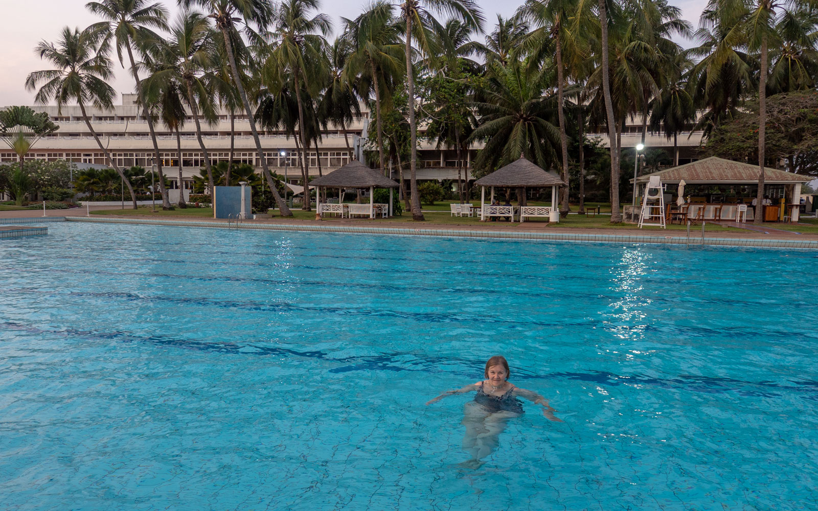 Togo Lome Sarawaka Pool matkailun huonoja puolia