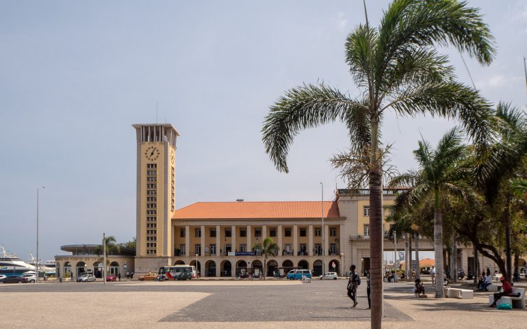Luanda satama Angola