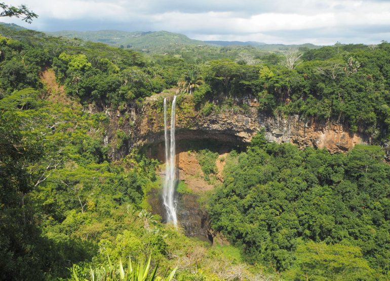 Mauritius 30 parasta trooppista saarta