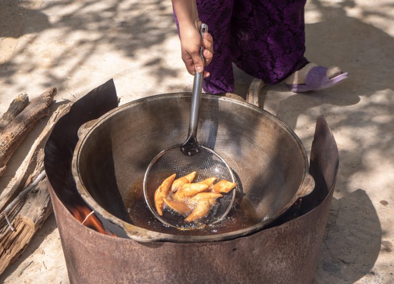 Darvaza kylävierailu