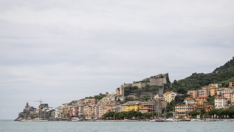Portovenere Runoilijoiden lahti