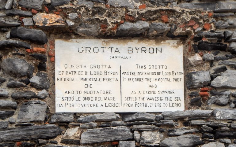 Portovenere Runoilijoiden lahti