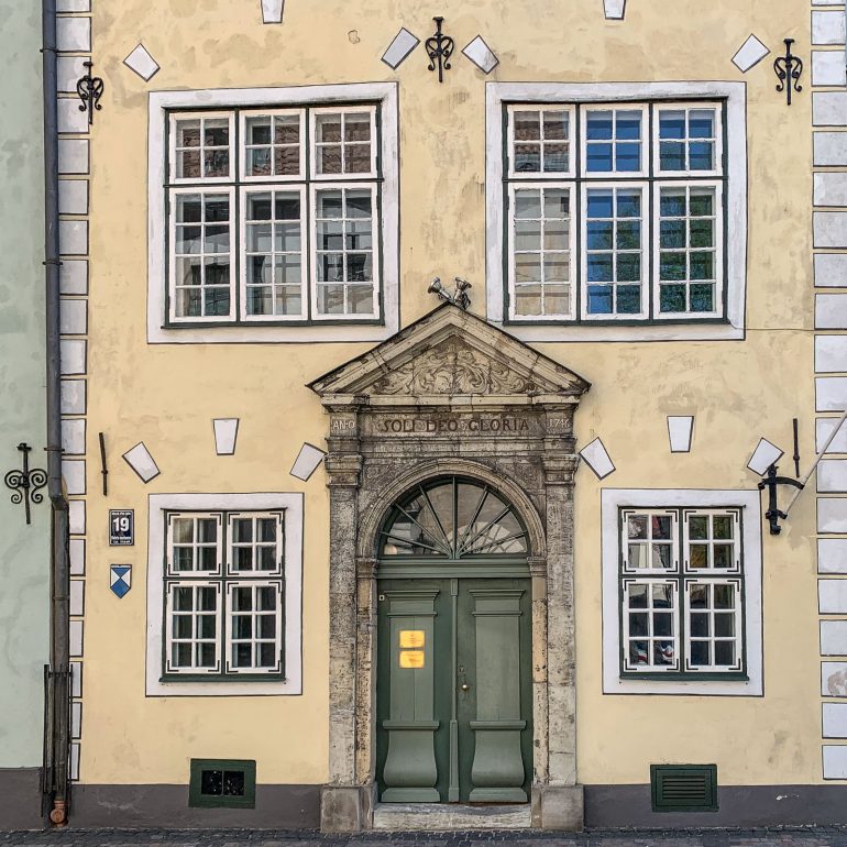 Kolme veljestä Riika Riika nähtävyyksiä ja kahviloita