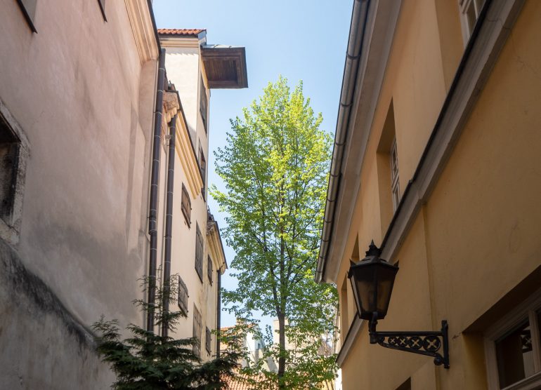 Vanhin talo Riika Riika nähtävyyksiä ja kahviloita