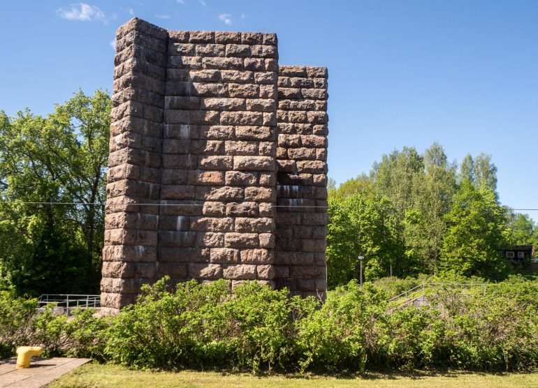 Kanavan rakentajien muistomerkki