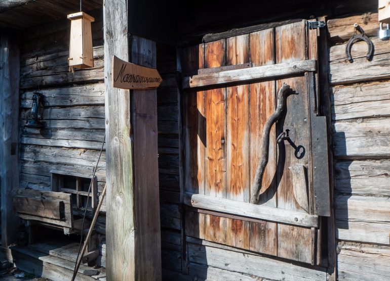 Herrankukkaro saunat