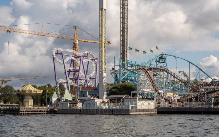 Tukholman siltojen alla