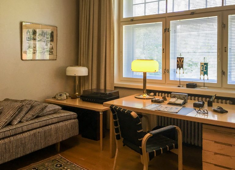 Tamminiemi makuuhuone