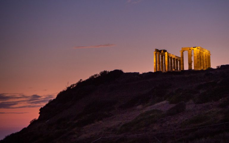 Temple of Poseidon Cape Sounion ja Poseidonin temppeli