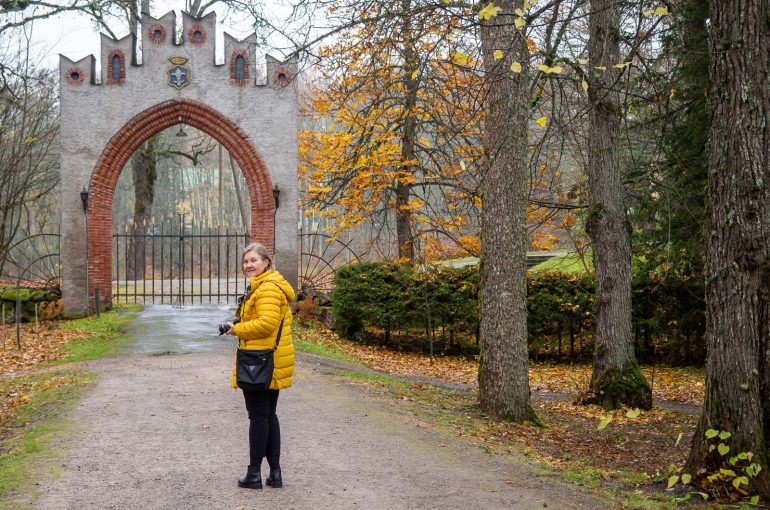 Mustion linna feature