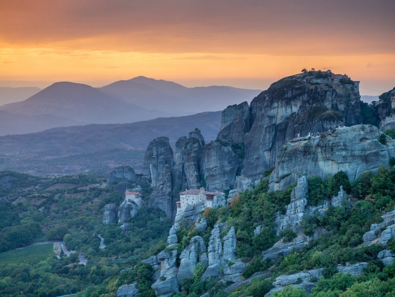 Meteoran luostarit auringonlasku