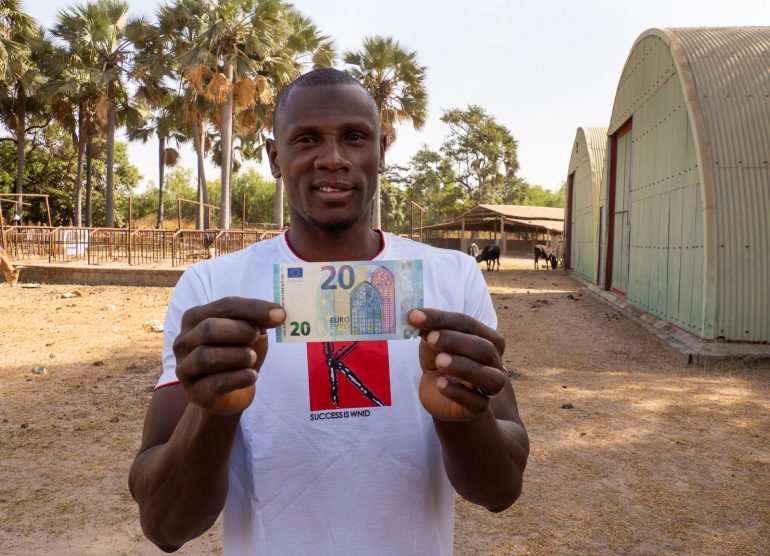 Linturetkellä Gambiassa