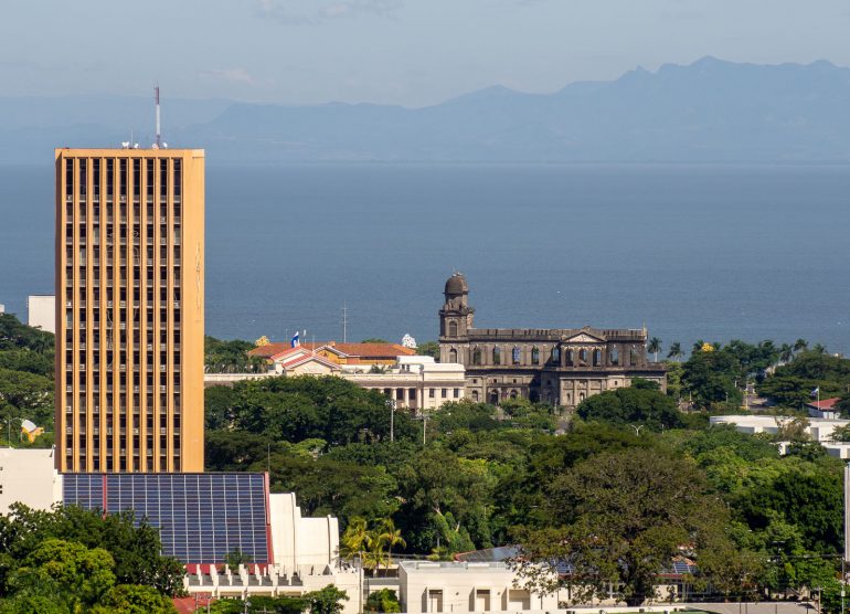 Vanha katedraali Loma de Tiscapalta nähtynä