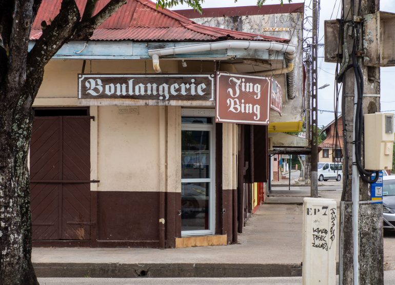 Saint Laurent du Maroni Surinamesta Aruballe kustannukset