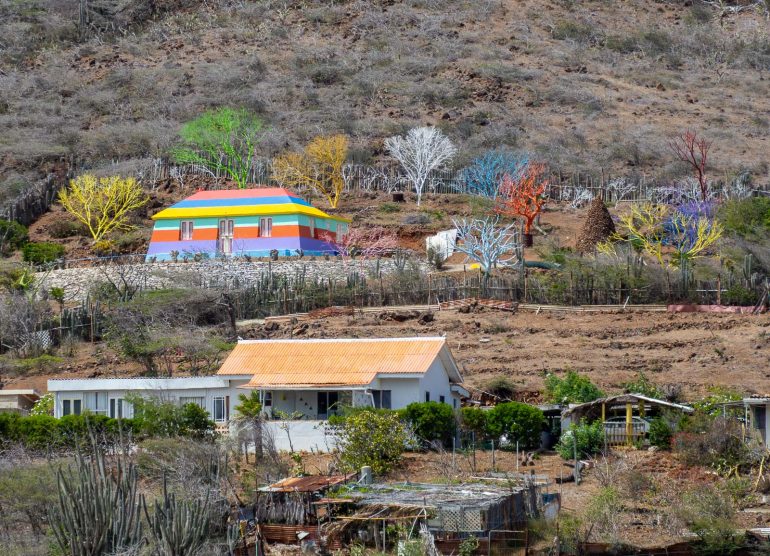 Afrikkalaismallinen talo