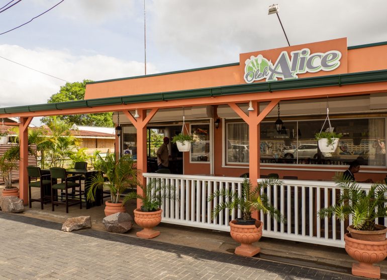 Suriname Albinasta Paramariboon