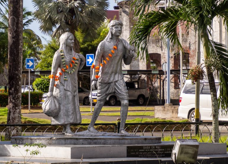 Baba ja Mai Paramaribo